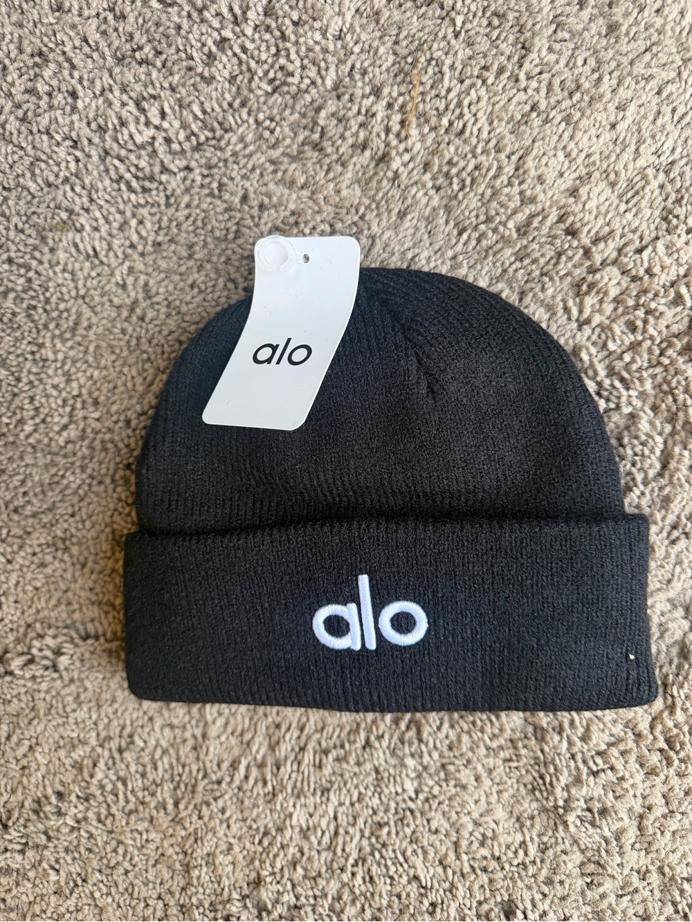 ALO Yoga  Black Knit Beanie Alo Black Beanie – New with Tags – Unisex Winter Hat